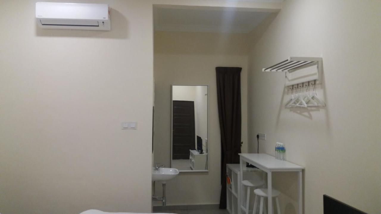 Glg Klia Transit House Apartment Sepang Exterior photo